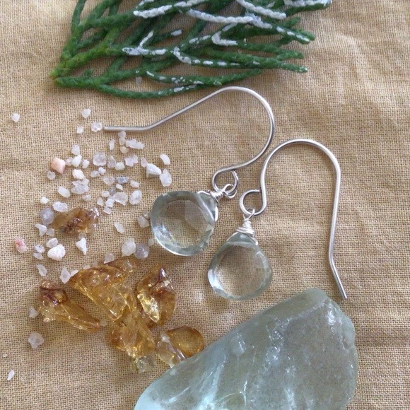 Prasiolite (Green Amethyst) Sundance charm Earring - Picture 5 of 10